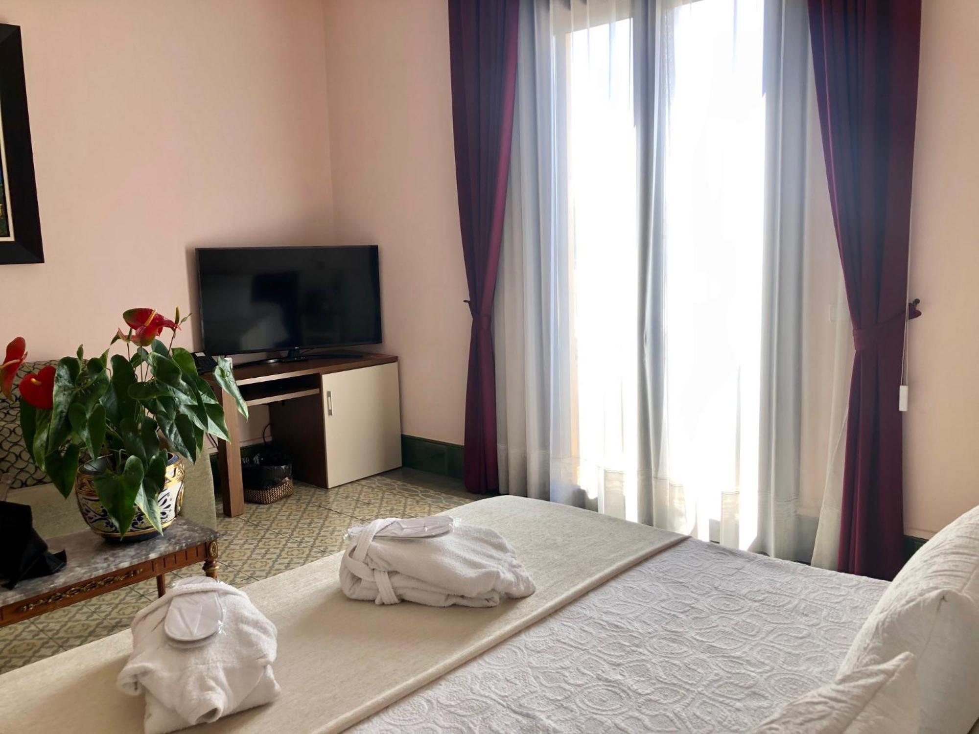 Hotel Llar De Capitans El El Masnou Oda fotoğraf