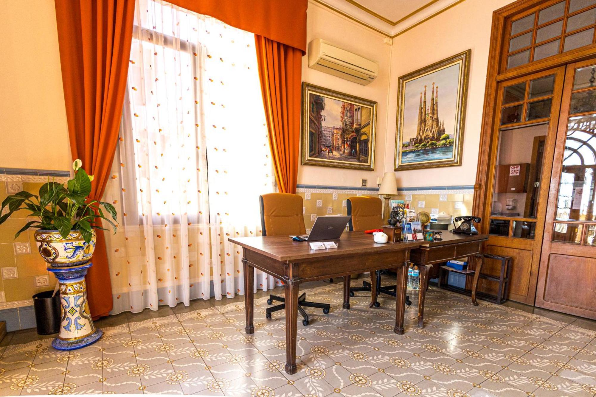 Hotel Llar De Capitans El El Masnou Dış mekan fotoğraf