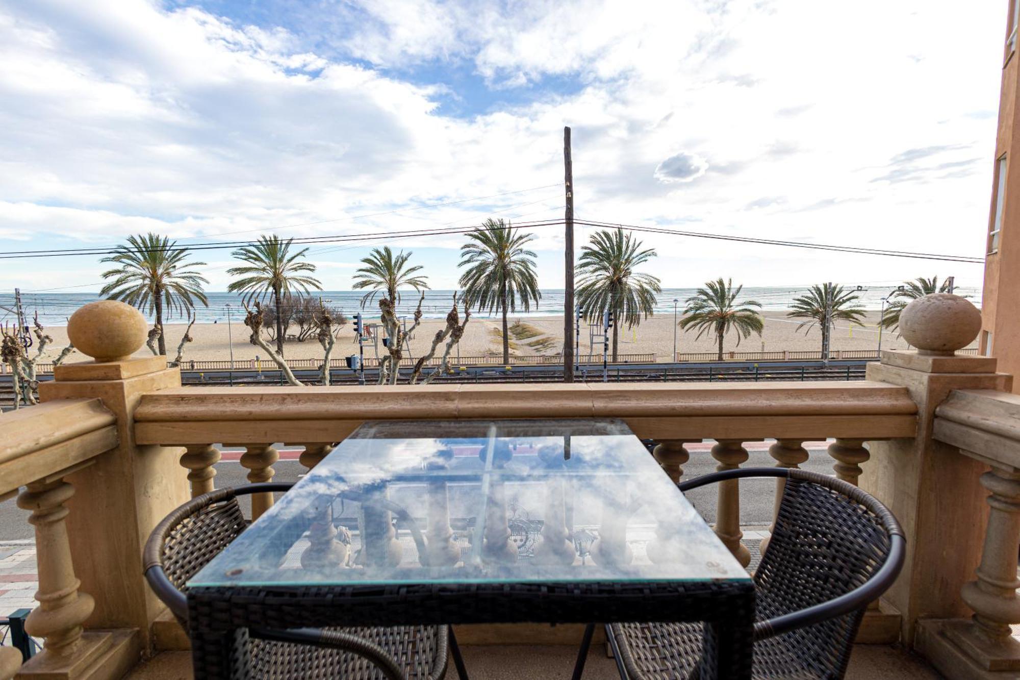 Hotel Llar De Capitans El El Masnou Dış mekan fotoğraf
